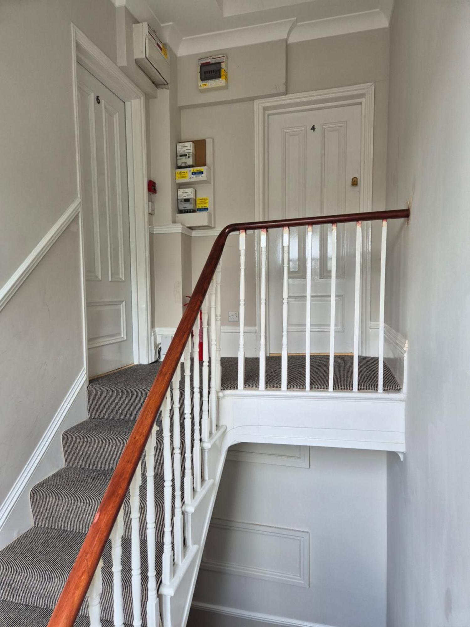 The Beverley Apartments London - Victoria Экстерьер фото
